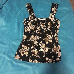 White House/Black Market floral tank